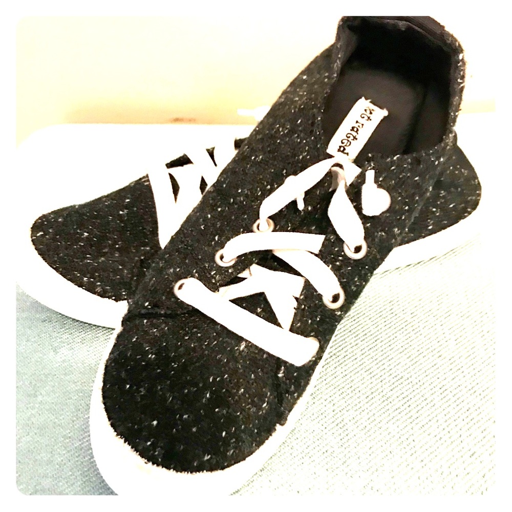 Casual Shoe